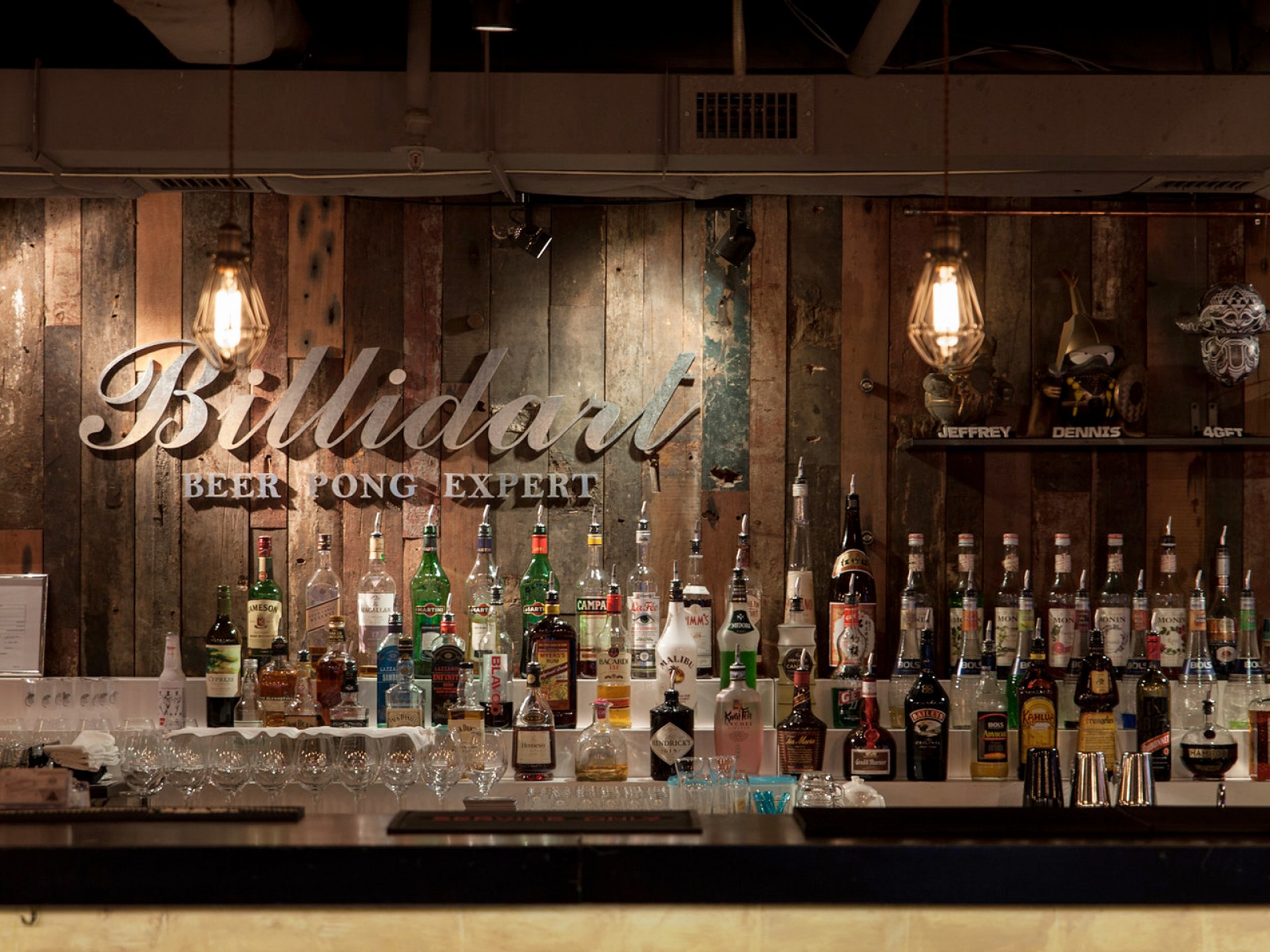 Billidart Restaurant & Bar Branding, Logo, Business card Design